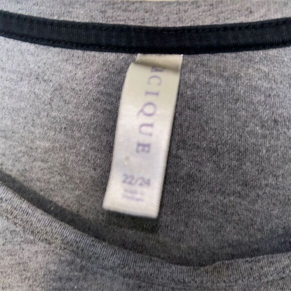 Cacique Women's Plus Size 24 Gray Graphic T-Shirt "Out of Bed Dressed" - Picture 3 of 5